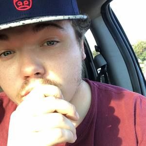 Meet your Posher, Logan